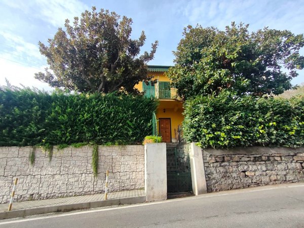 casa indipendente in vendita a Sanremo