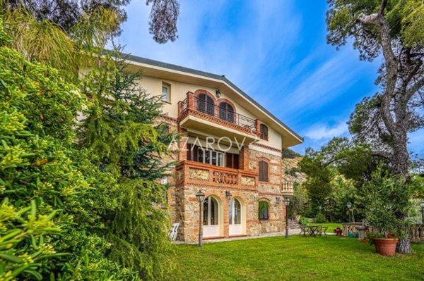casa indipendente in vendita a Sanremo