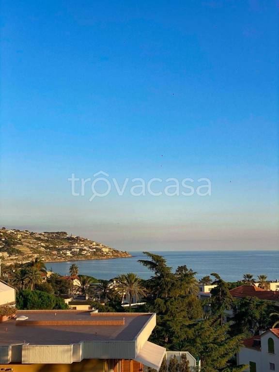 appartamento in vendita a Sanremo