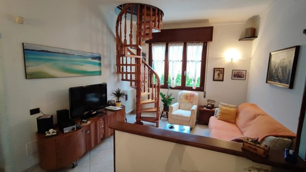 casa indipendente in vendita a Sanremo