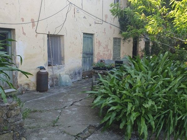 casa indipendente in vendita a Sanremo