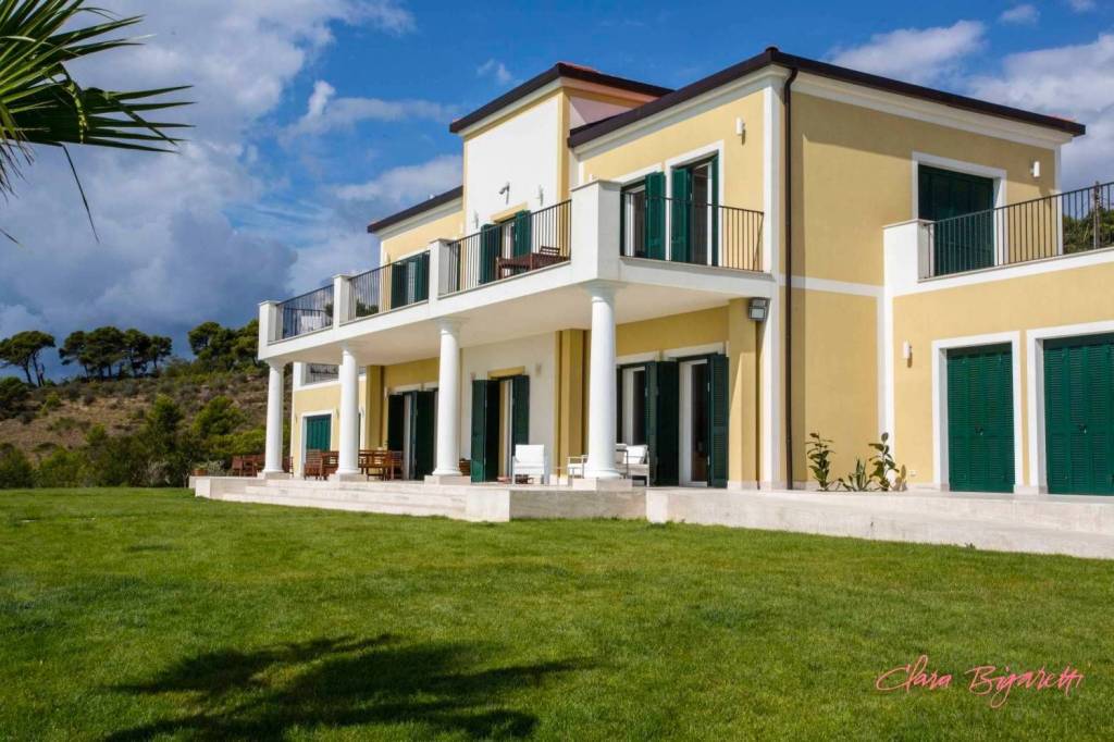 casa indipendente in vendita a Sanremo