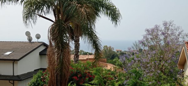 casa indipendente in vendita a Sanremo