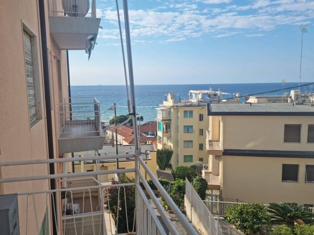 appartamento in vendita a Sanremo