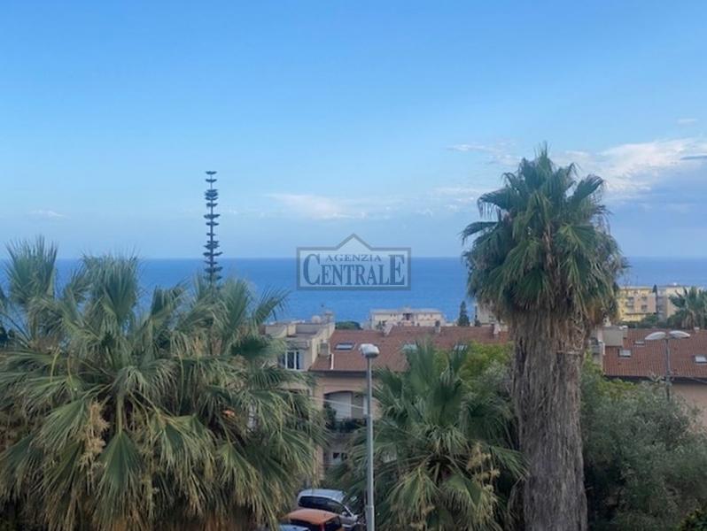 casa indipendente in vendita a Sanremo