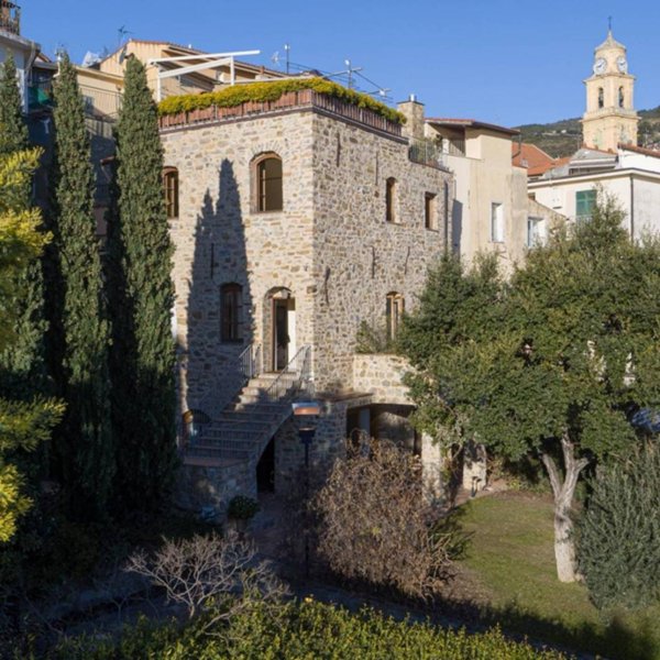 casa indipendente in vendita a Sanremo