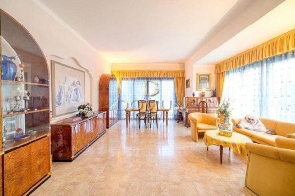 casa indipendente in vendita a Sanremo