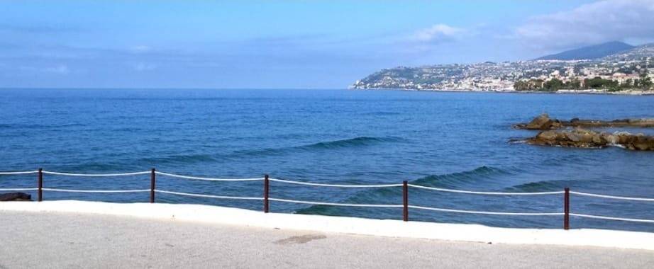 casa indipendente in vendita a Sanremo
