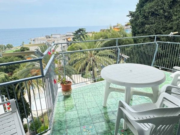 appartamento in vendita a Sanremo in zona Coldirodi