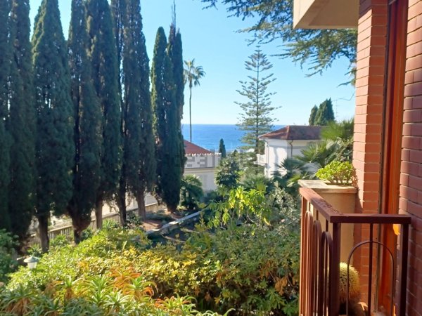 appartamento in vendita a Sanremo