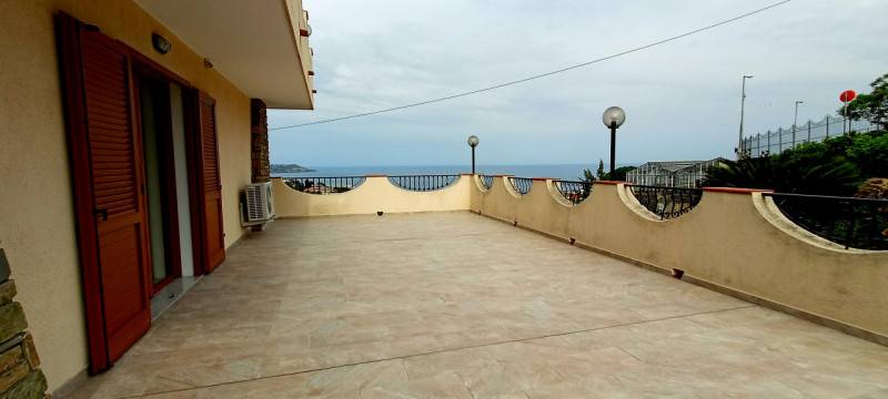 casa indipendente in vendita a Sanremo