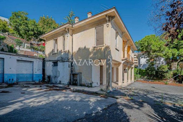 casa indipendente in vendita a Sanremo