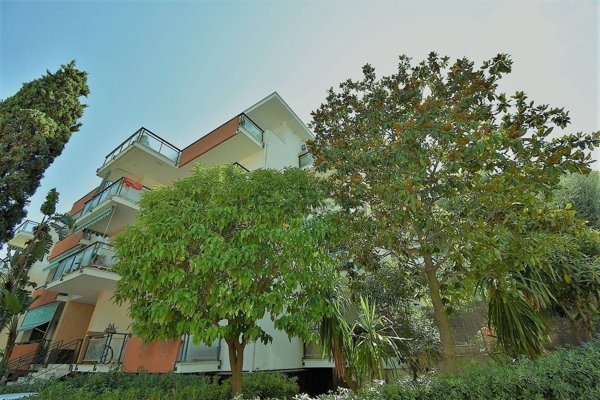 appartamento in vendita a Sanremo in zona Coldirodi