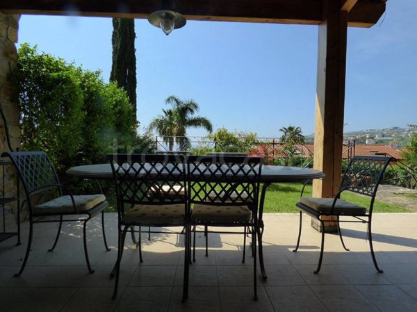 casa indipendente in vendita a Sanremo