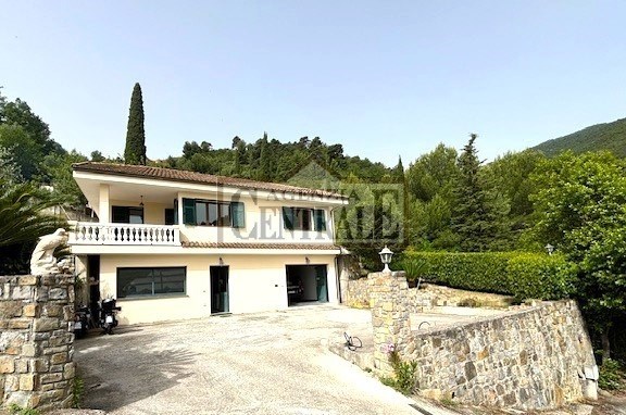 casa indipendente in vendita a Sanremo