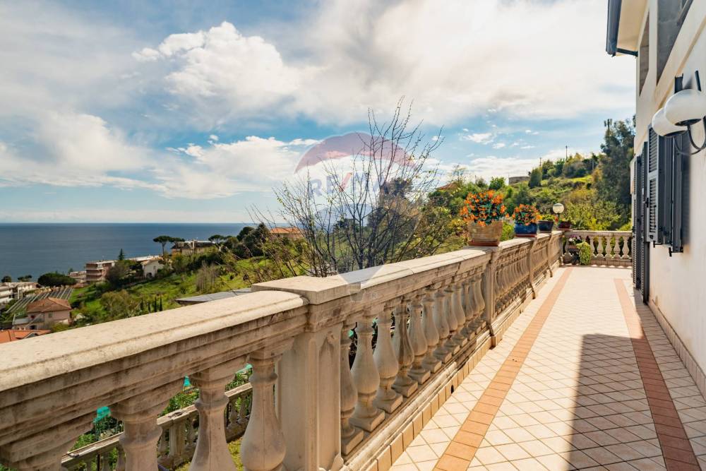 appartamento in vendita a Sanremo