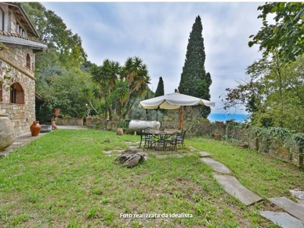 intera palazzina in vendita a Sanremo