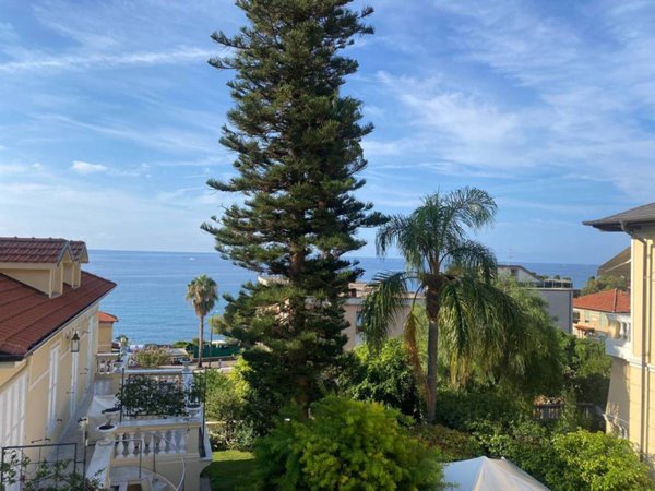 casa indipendente in vendita a Sanremo