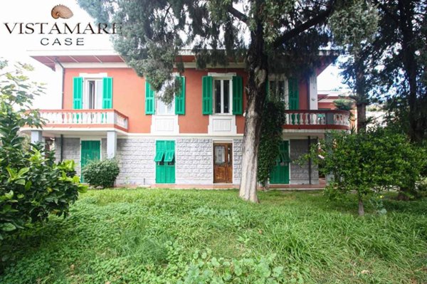 casa indipendente in vendita a Sanremo