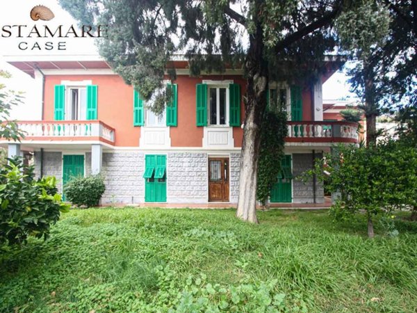casa indipendente in vendita a Sanremo