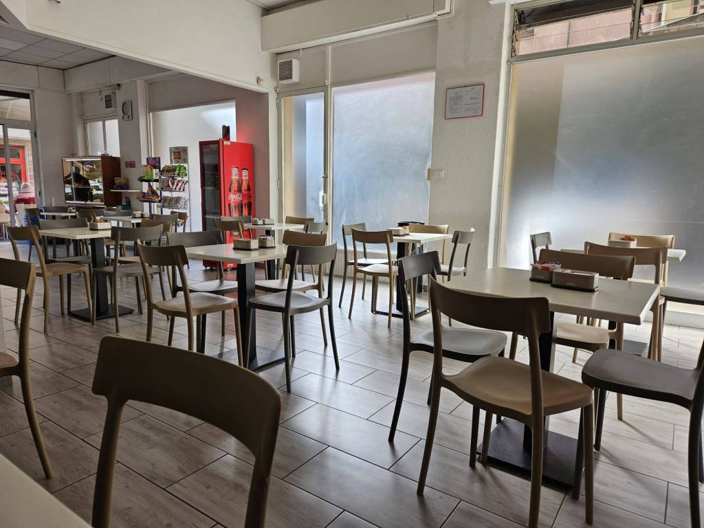negozio in vendita a Sanremo