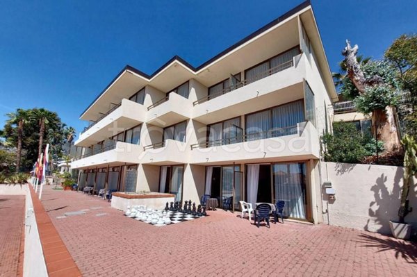 negozio in vendita a Sanremo