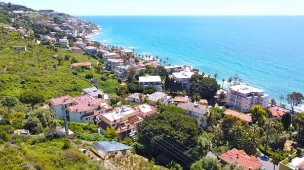 villa in vendita a Sanremo