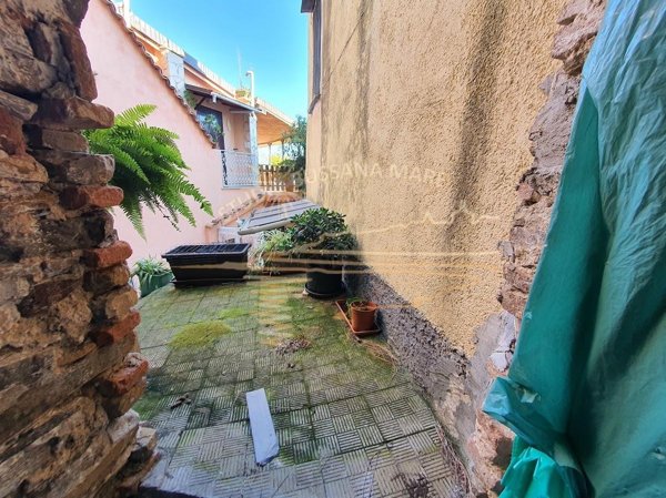 monolocale in vendita a Sanremo in zona Poggio