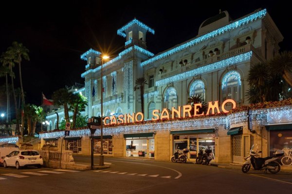 negozio in vendita a Sanremo