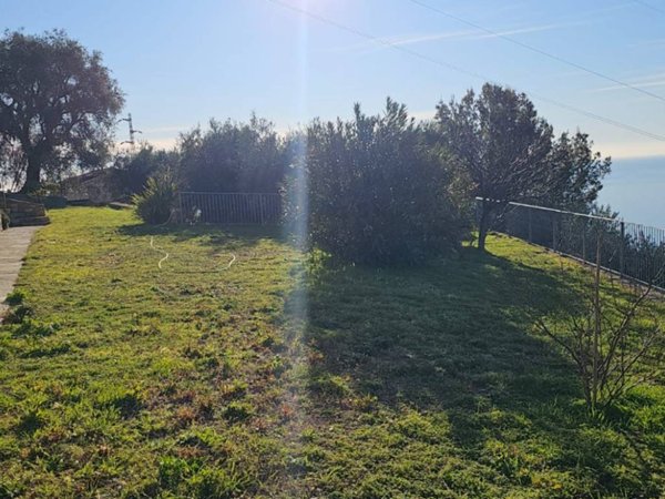 casa indipendente in vendita a Sanremo