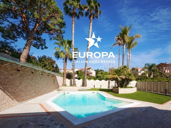 casa indipendente in vendita a Sanremo
