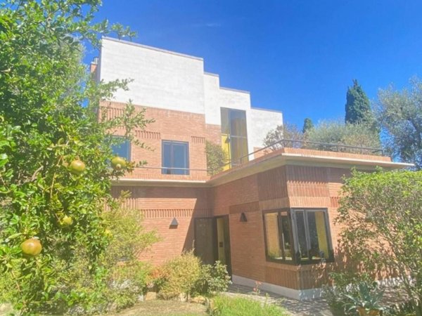 casa indipendente in vendita a Sanremo