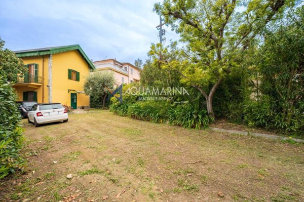 casa indipendente in vendita a Sanremo