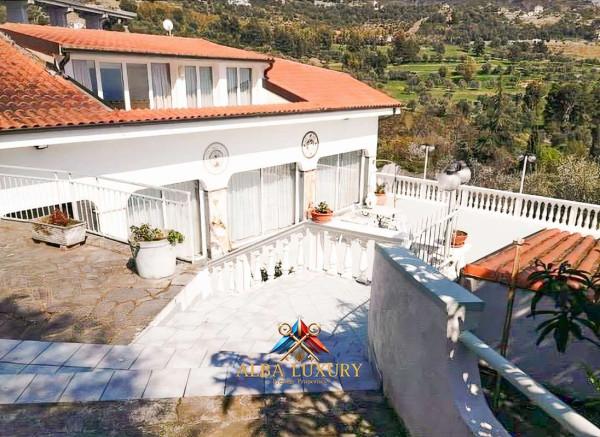 casa indipendente in vendita a Sanremo