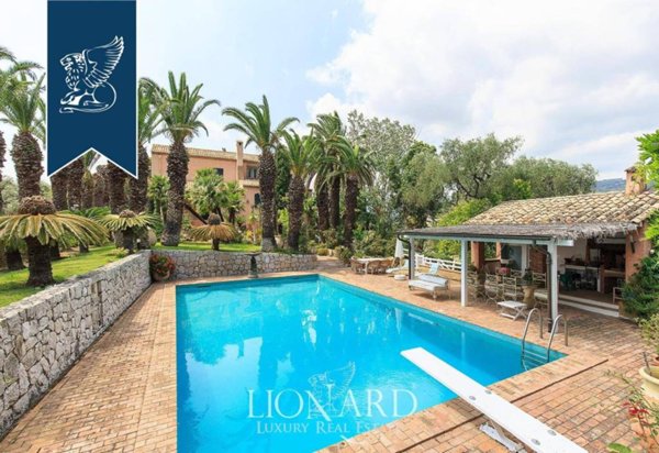casa indipendente in vendita a Sanremo in zona Bussana