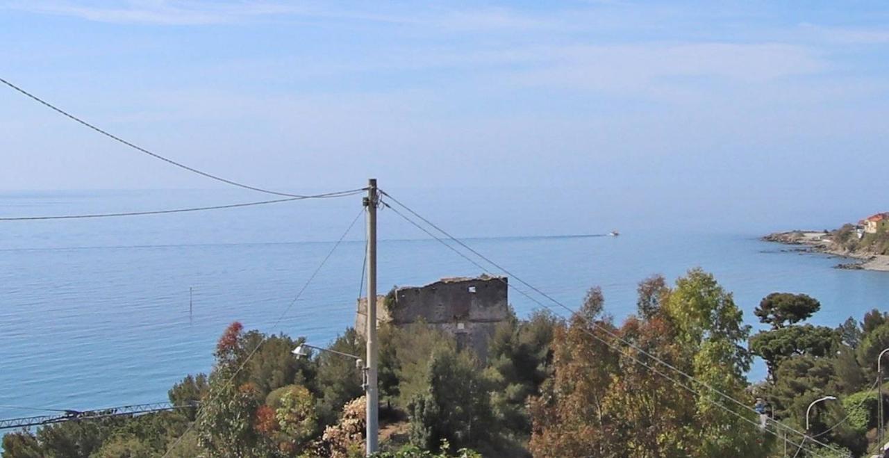 appartamento in vendita a Sanremo in zona Bussana