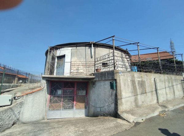 casale in vendita a Sanremo