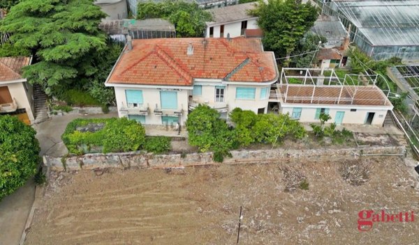 casa indipendente in vendita a Sanremo