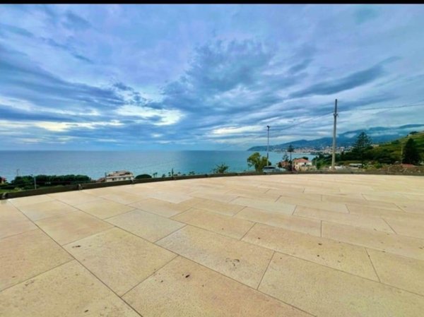 casa indipendente in vendita a Sanremo