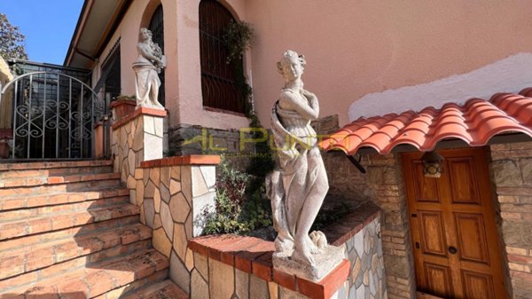 casa indipendente in vendita a Sanremo