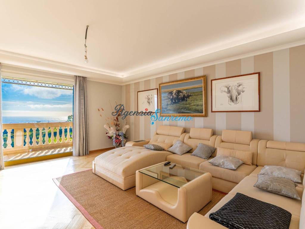 casa indipendente in vendita a Sanremo