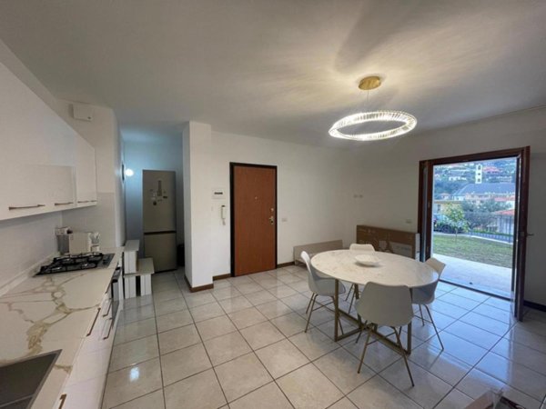 casa indipendente in vendita a Sanremo