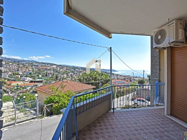 appartamento in vendita a Sanremo in zona Coldirodi