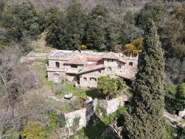 casa indipendente in vendita a Sanremo