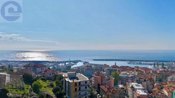 casa indipendente in vendita a Sanremo