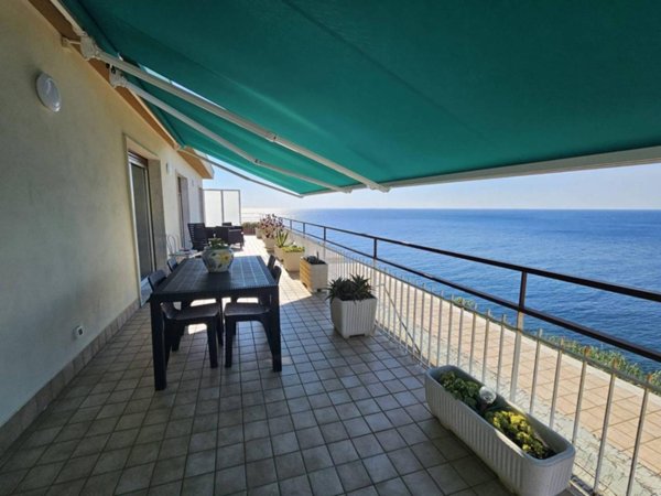 appartamento in vendita a Sanremo
