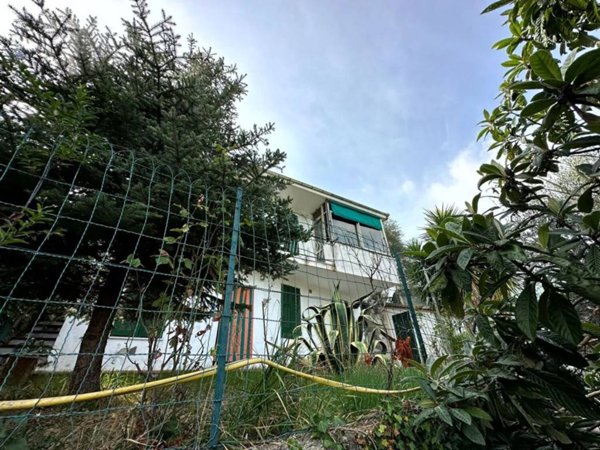 casa indipendente in vendita a Sanremo in zona San Romolo