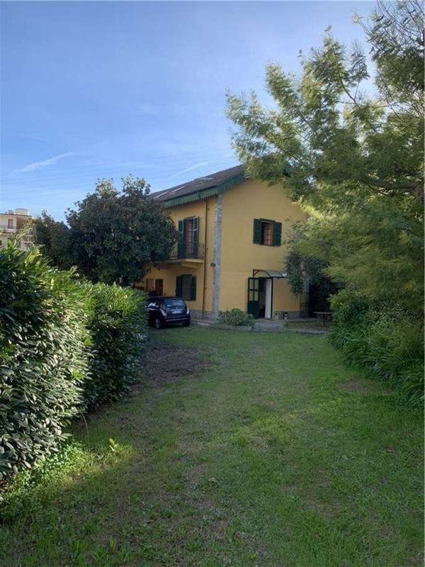 casa indipendente in vendita a Sanremo