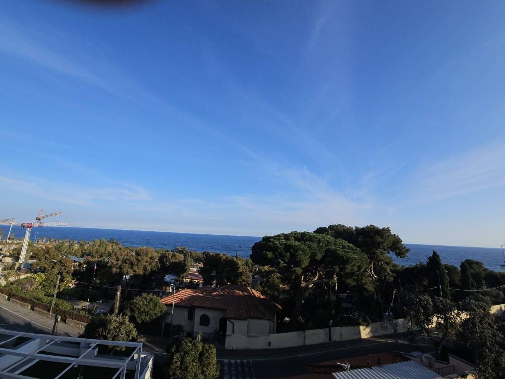 appartamento in vendita a Sanremo