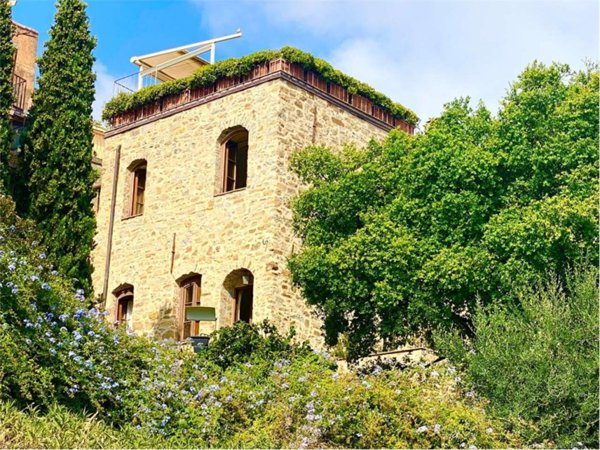 casa indipendente in vendita a Sanremo in zona Coldirodi